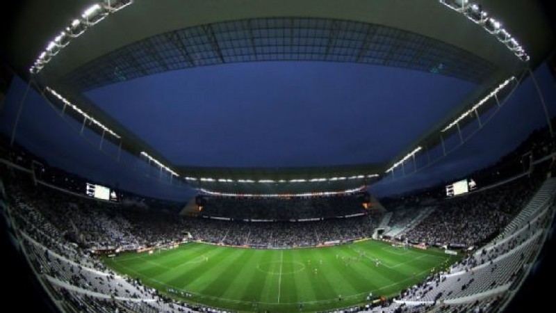 NFL no Brasil: Estádio do Corinthians recebe jogo de futebol americano em  2024 - Quinto Quarto